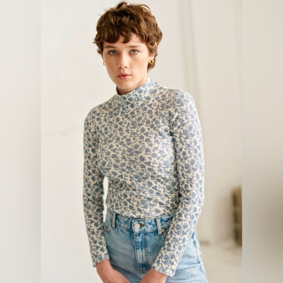 Sezane Tops - NWT Sézane Felix Jumper Romantic Ecru Garden Print Sz XS Cottagecore Floral